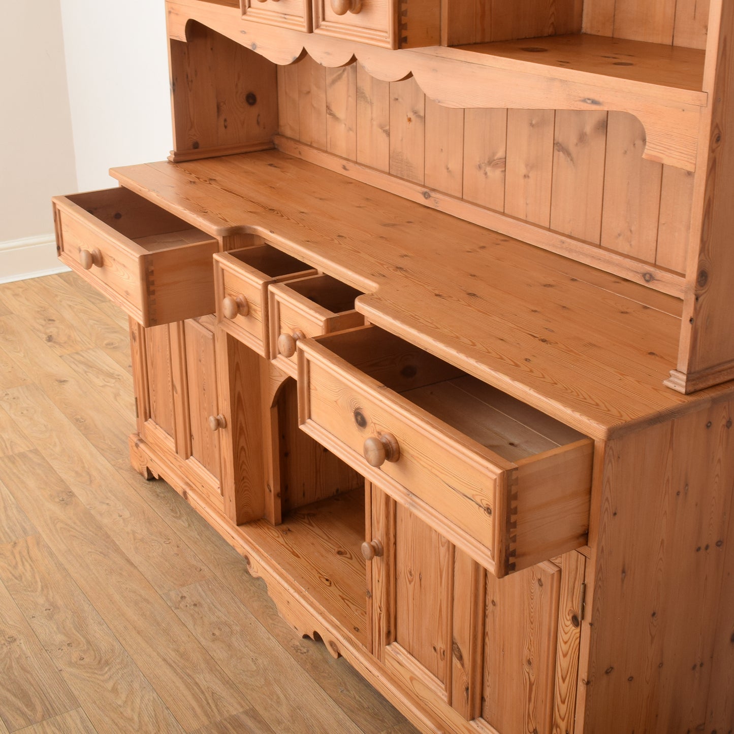 Large Pine Dresser
