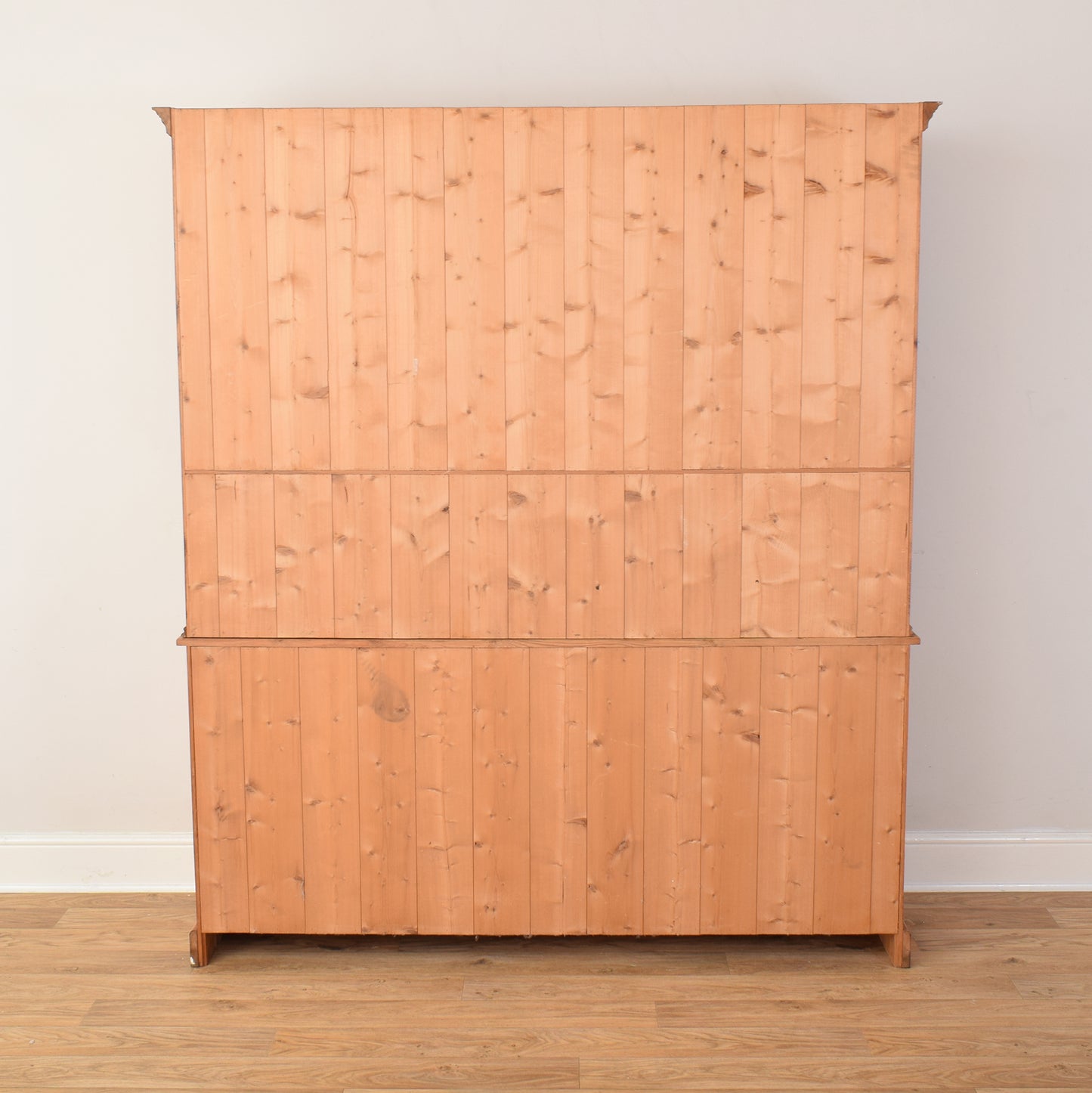Large Pine Dresser