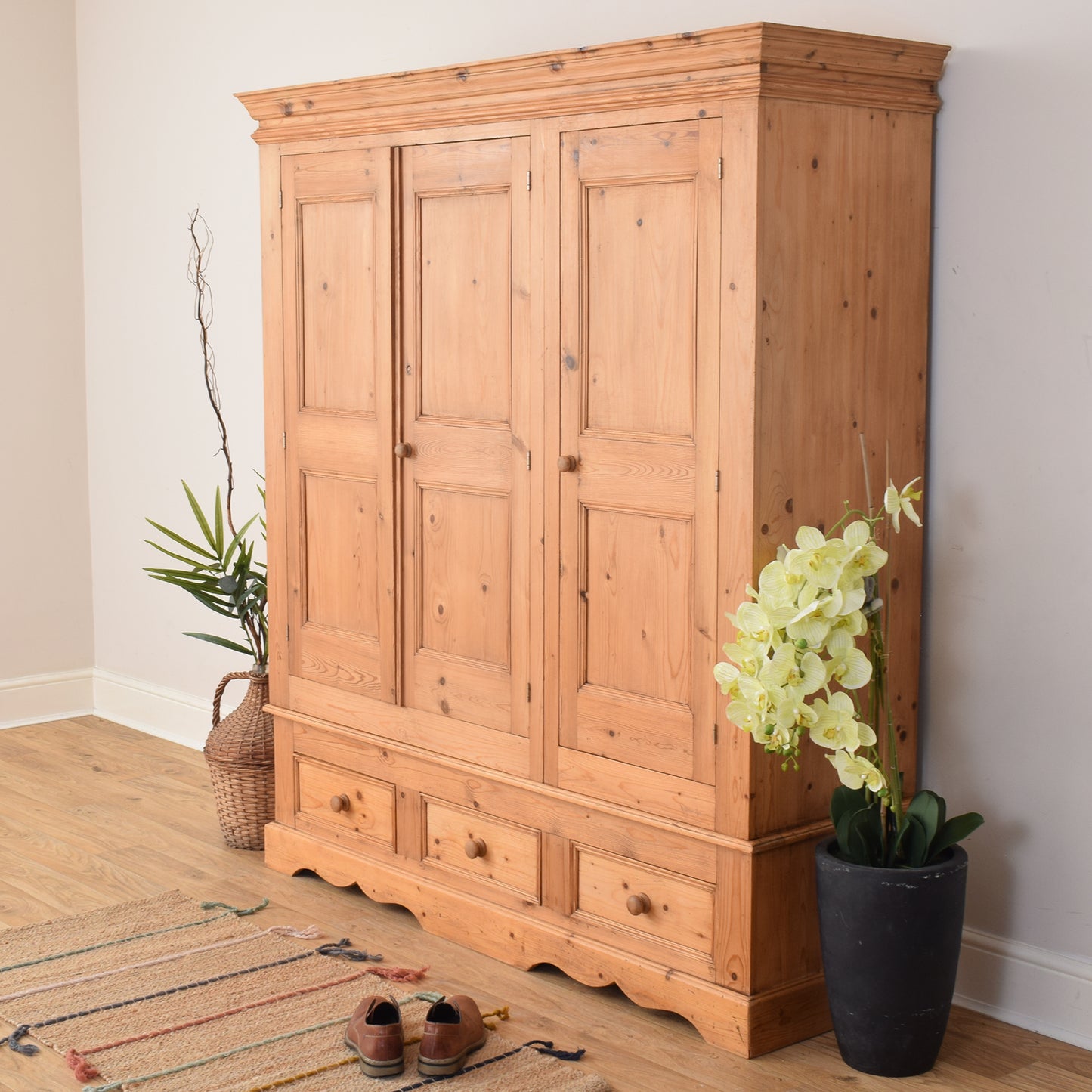 Large Pine Wardrobe