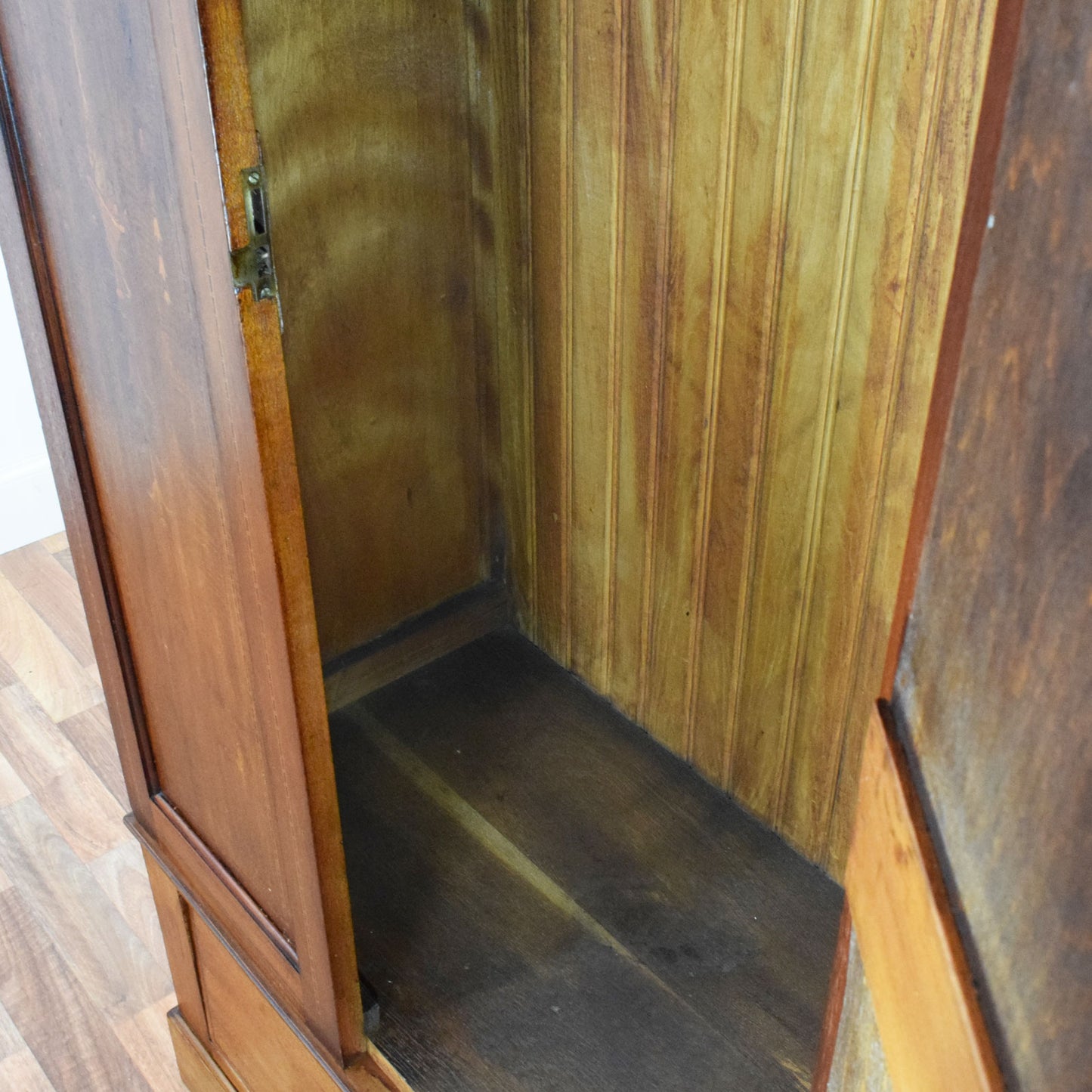 Mirrored Mahogany Hallrobe