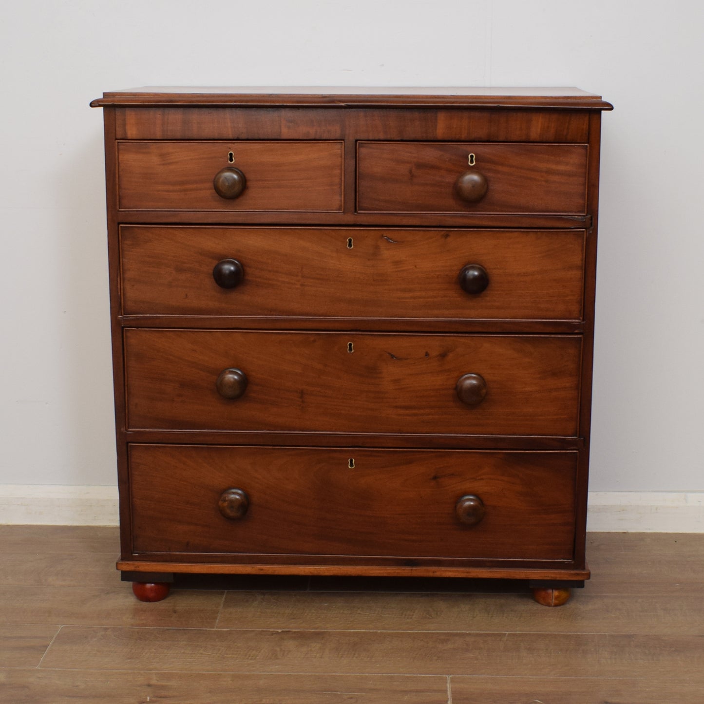 Victorian Chest of Drawers