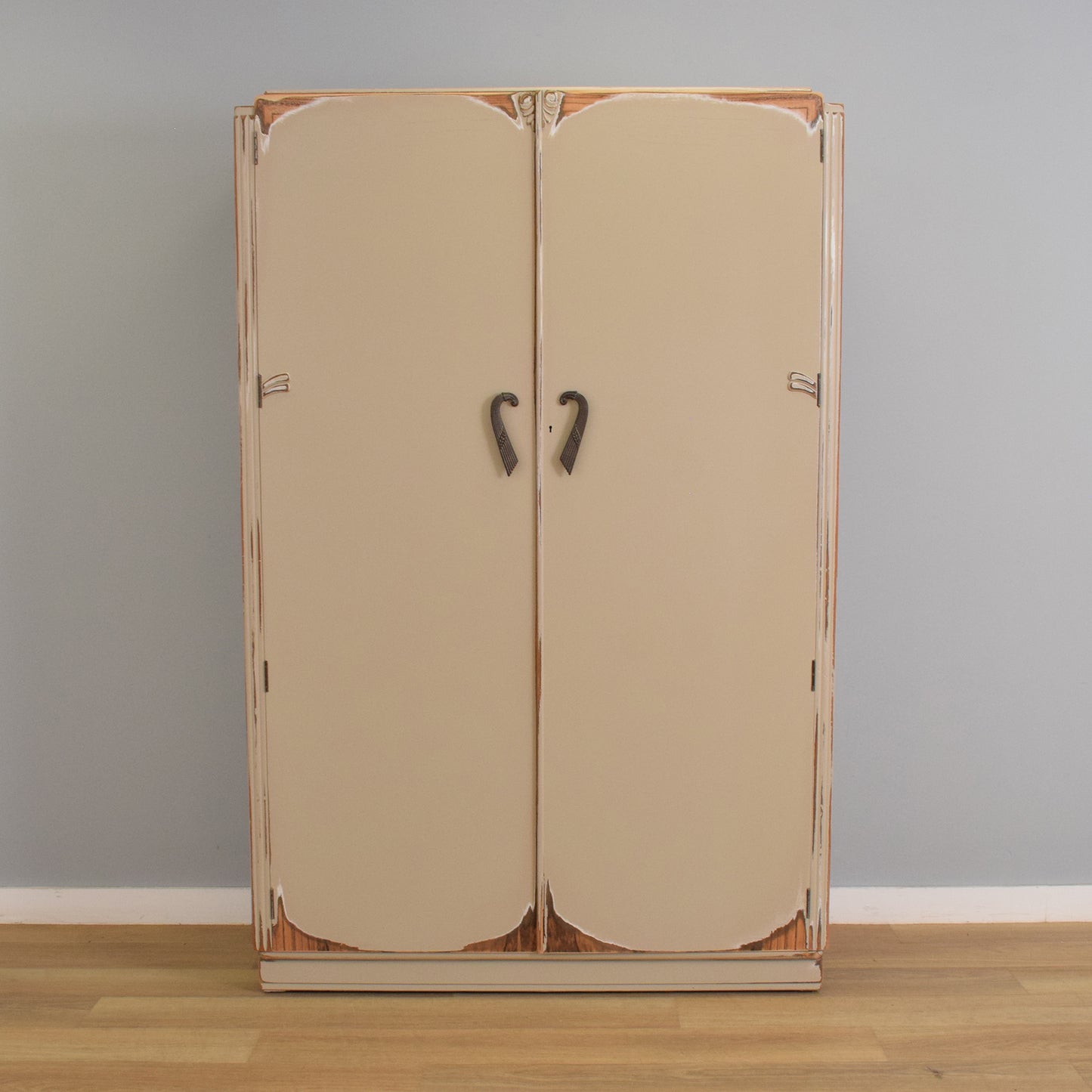 'Shabby' Double Wardrobe