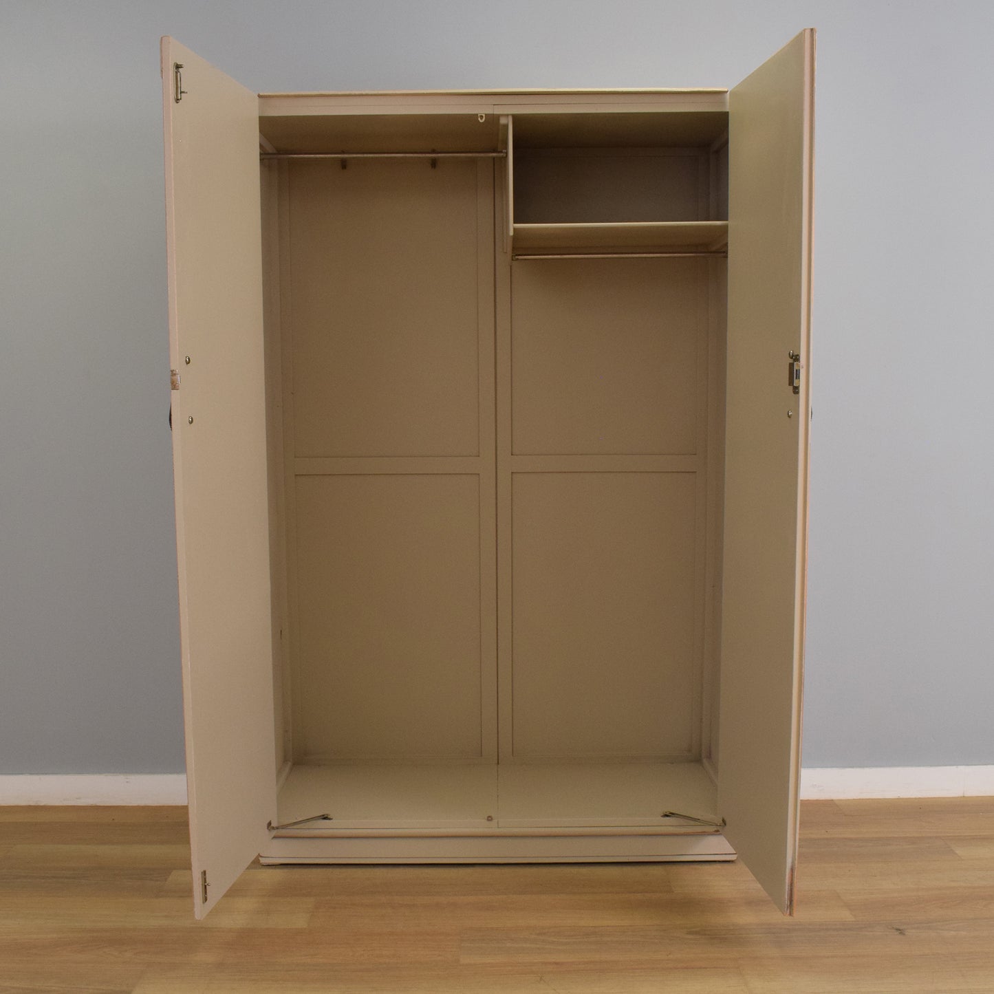 'Shabby' Double Wardrobe