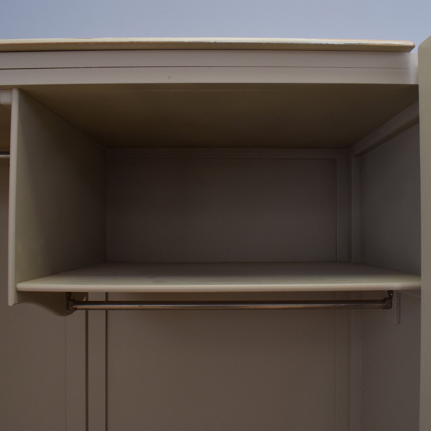 'Shabby' Double Wardrobe