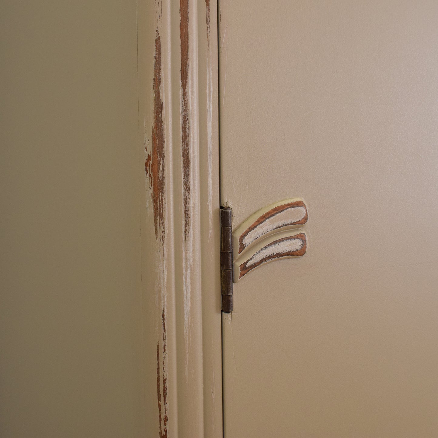'Shabby' Double Wardrobe