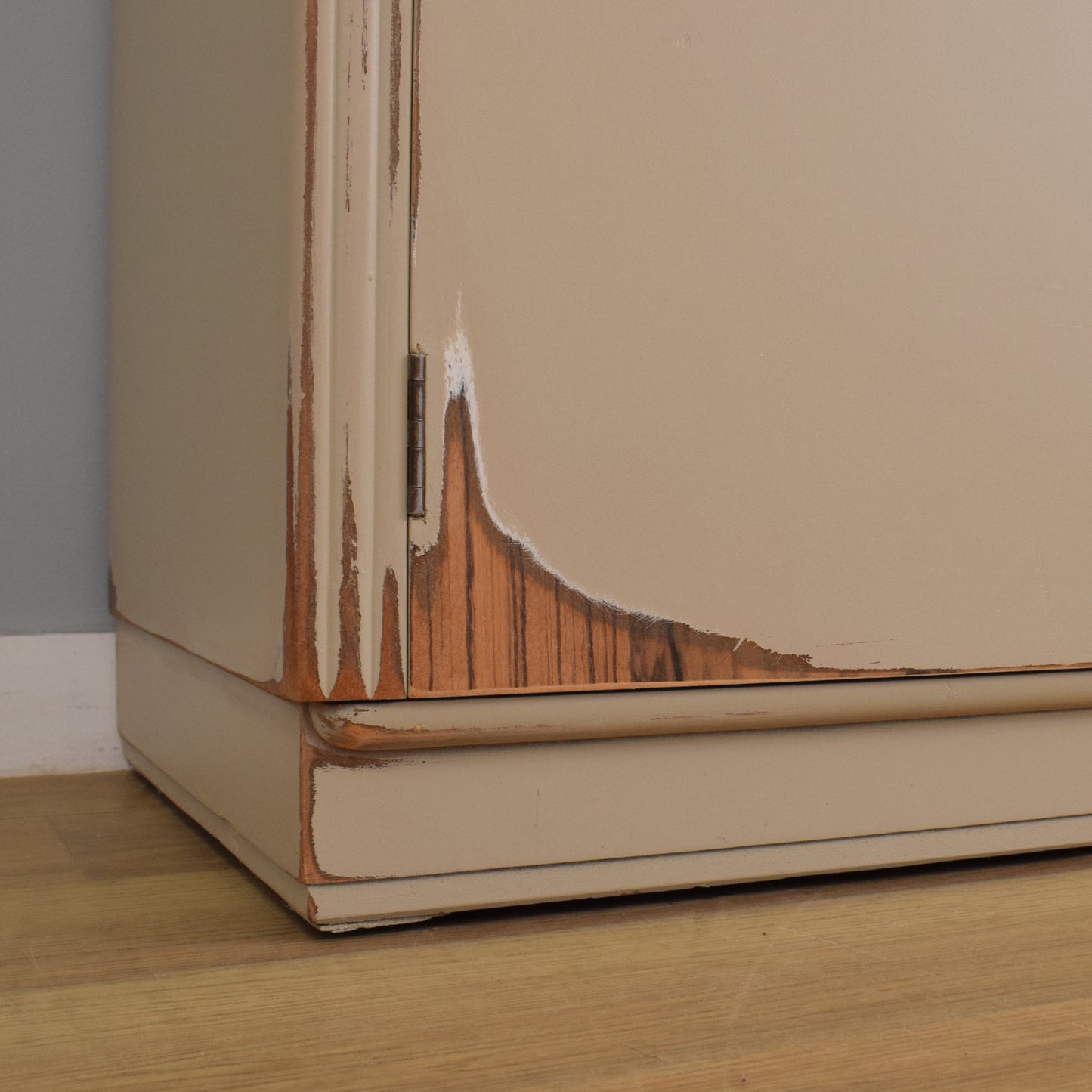 'Shabby' Double Wardrobe