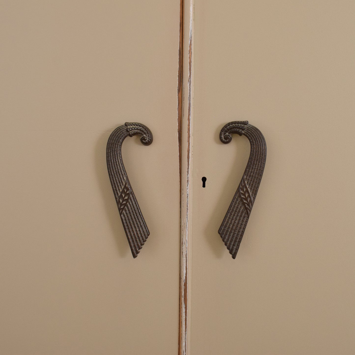 'Shabby' Double Wardrobe