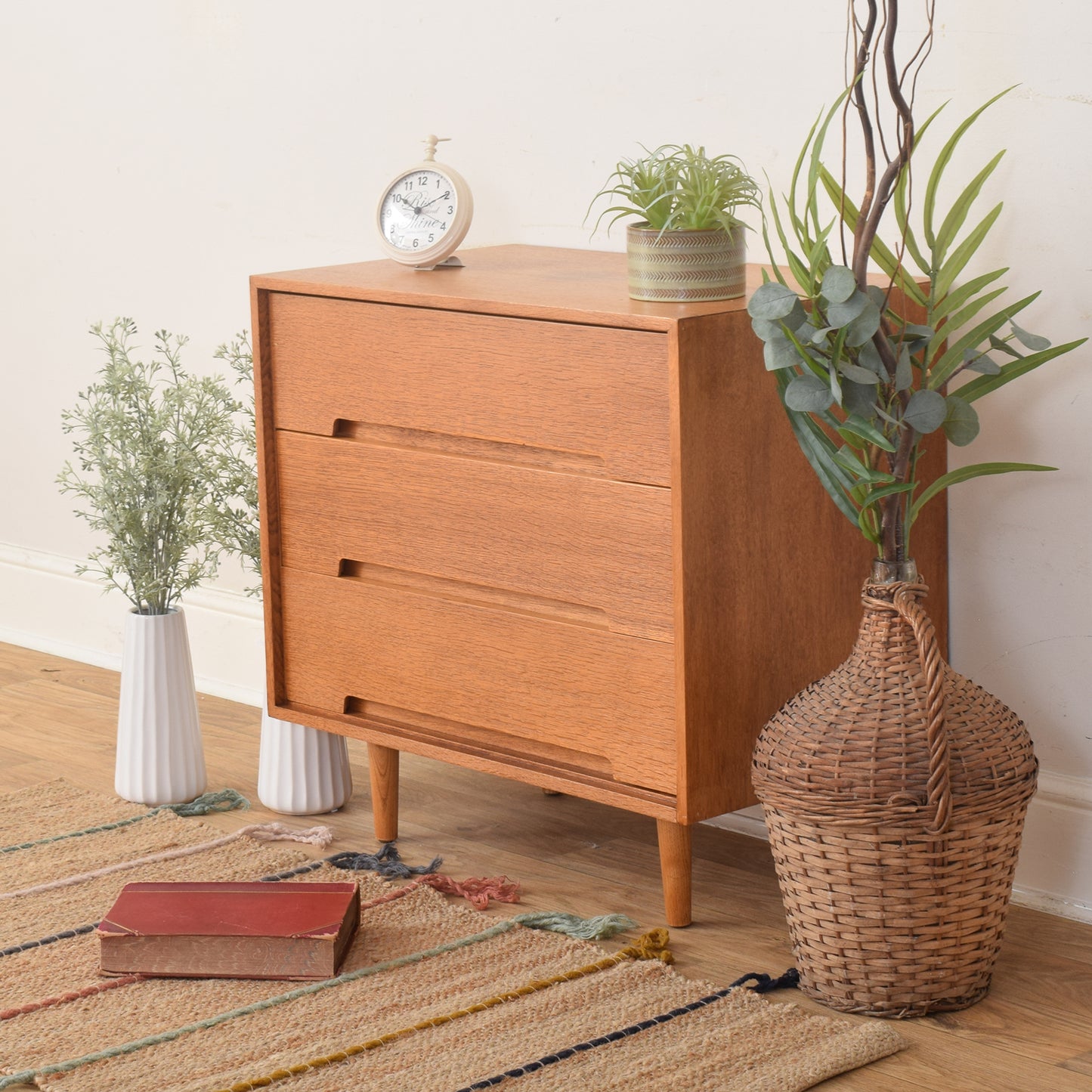 Stag Chest Of Drawers