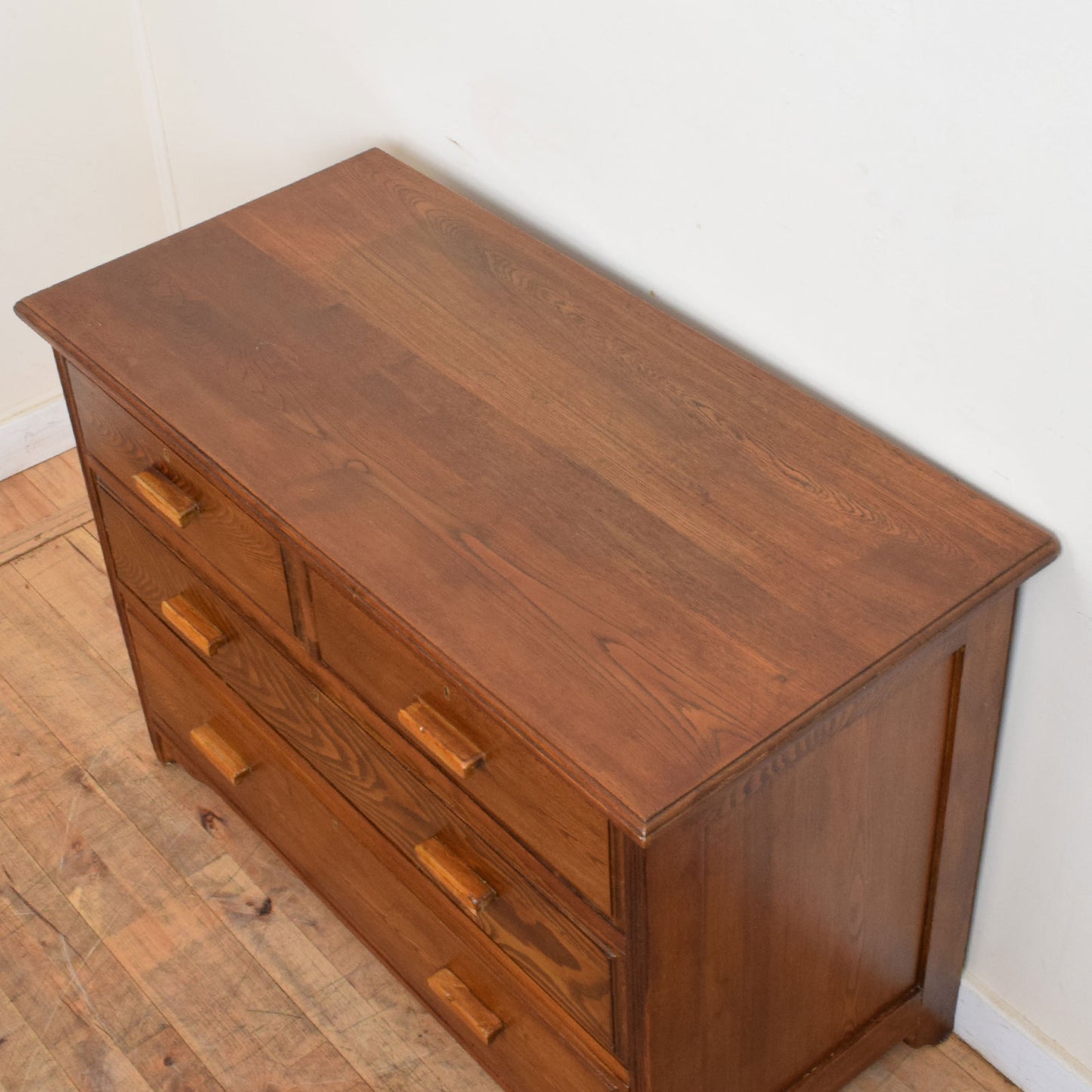 Rustic Oak Chest of Drawers
