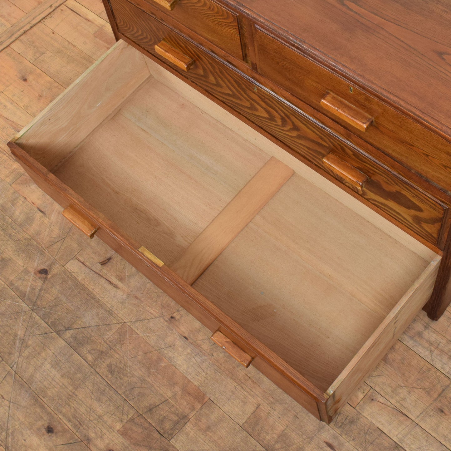 Rustic Oak Chest of Drawers