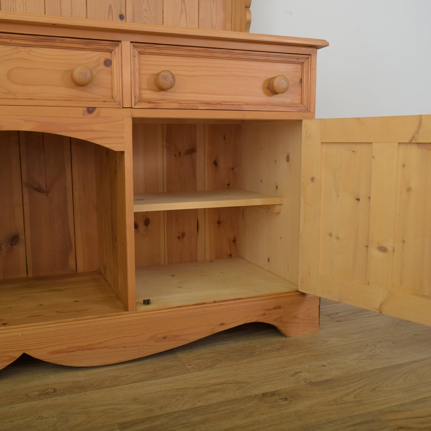 Pine Dresser