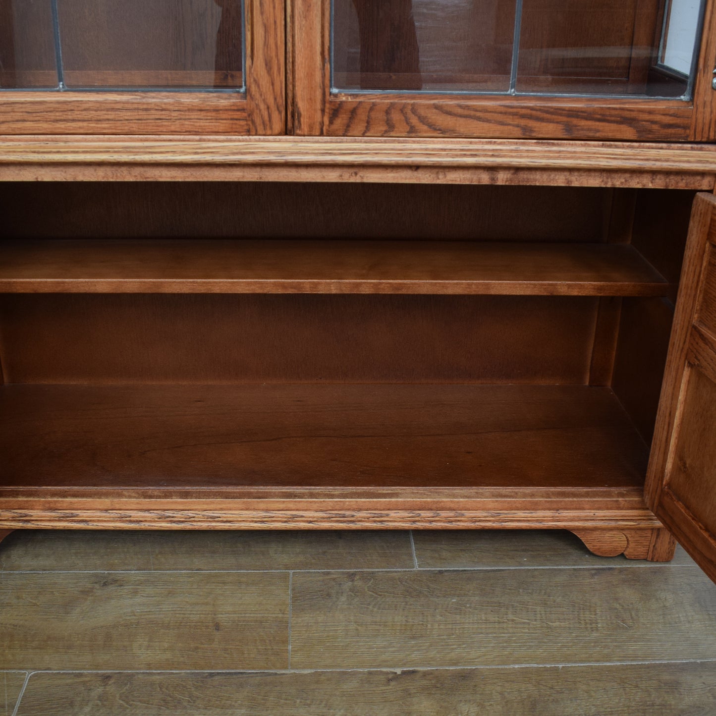 Old Charm Display Cabinet