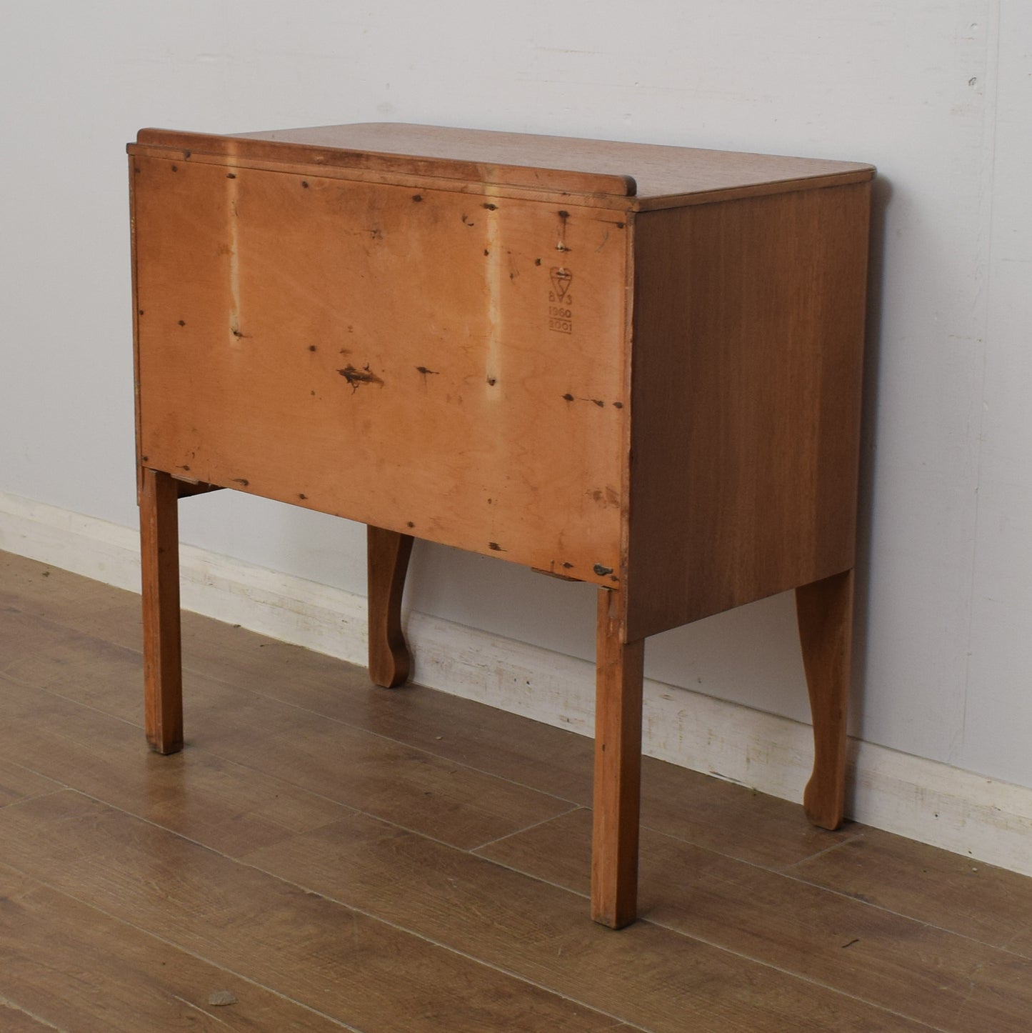 Oak Veneer Chest of Drawers