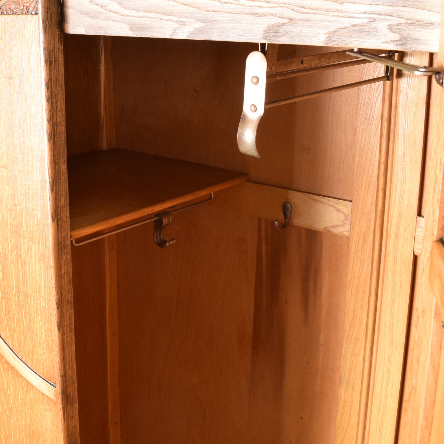 Art-Deco Style Hallrobe