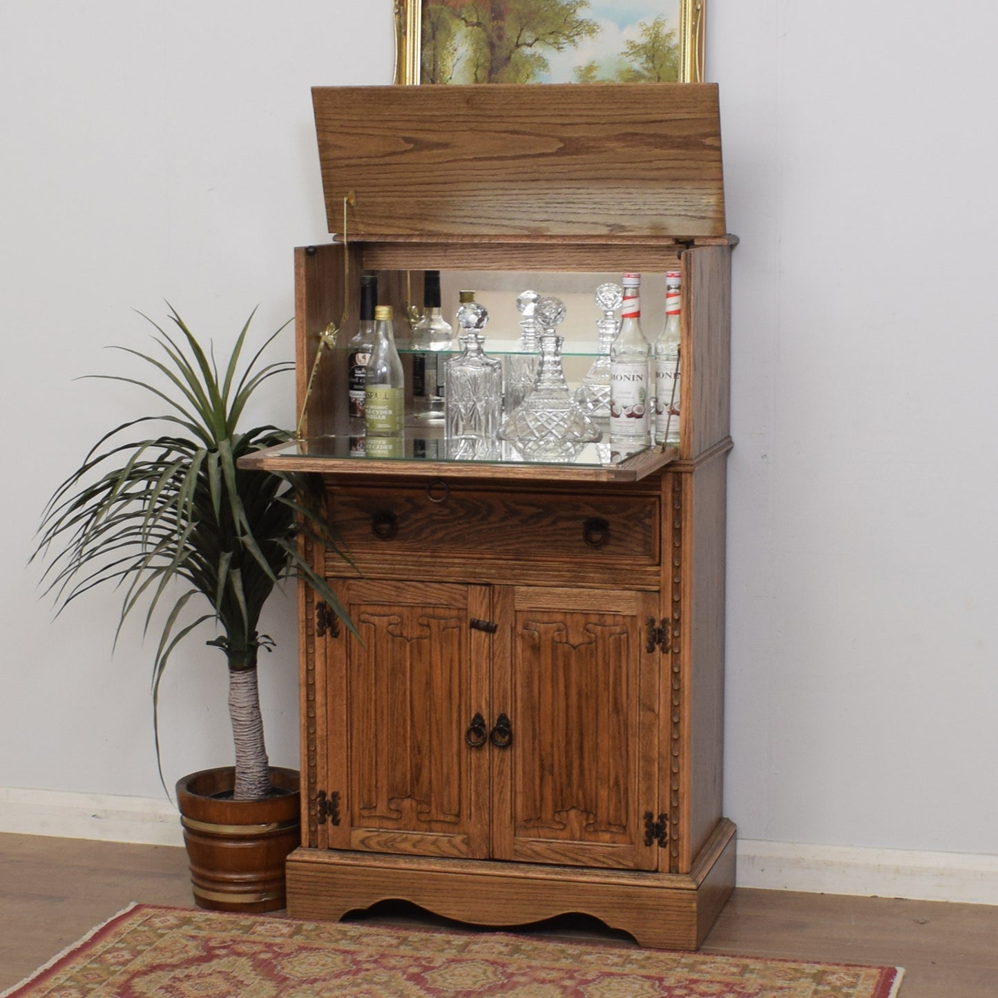 Jaycee Drinks Cabinet