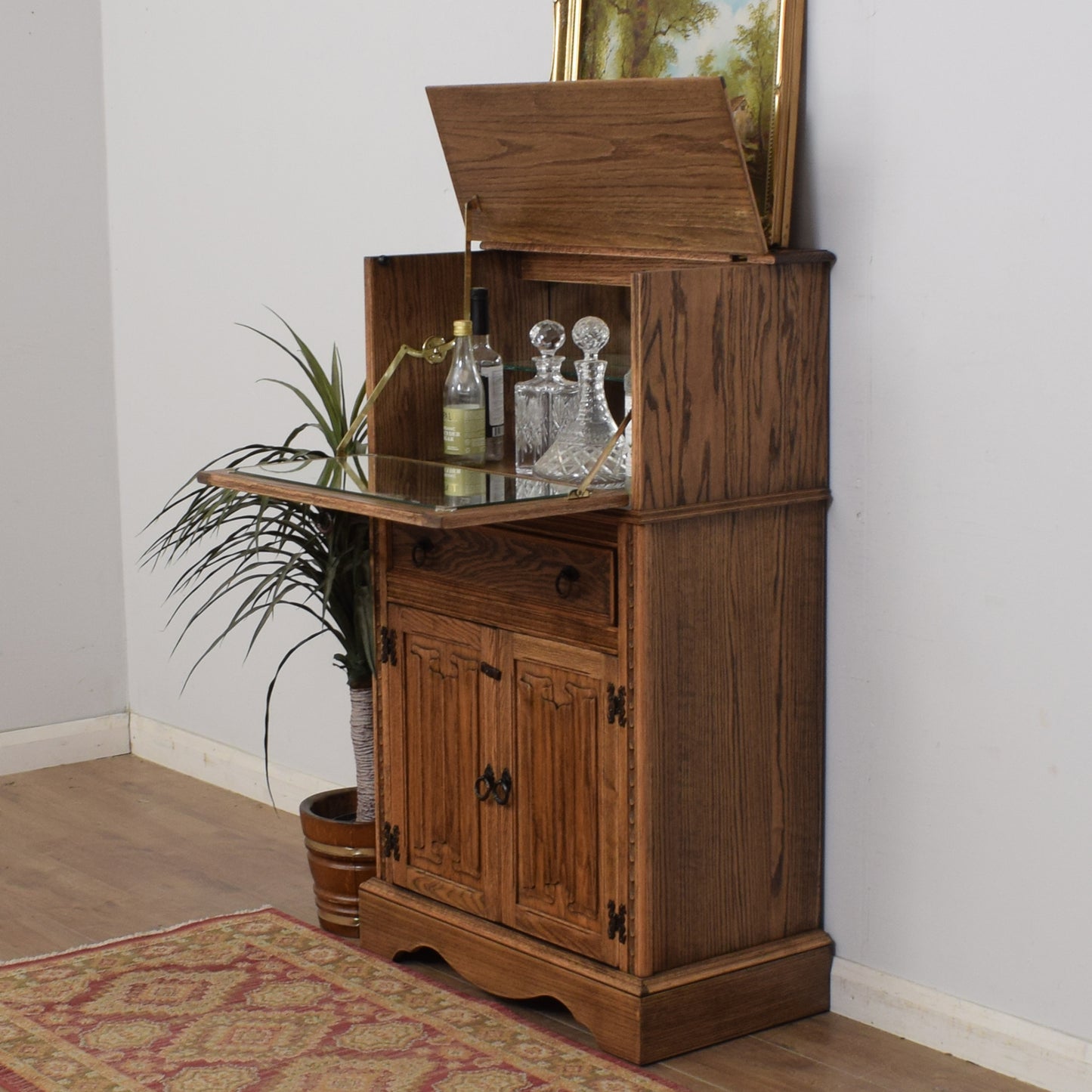 Jaycee Drinks Cabinet