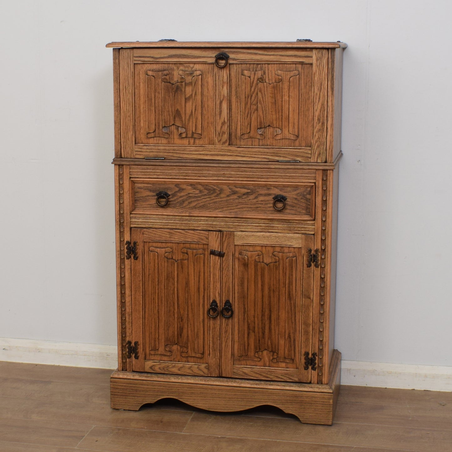 Jaycee Drinks Cabinet