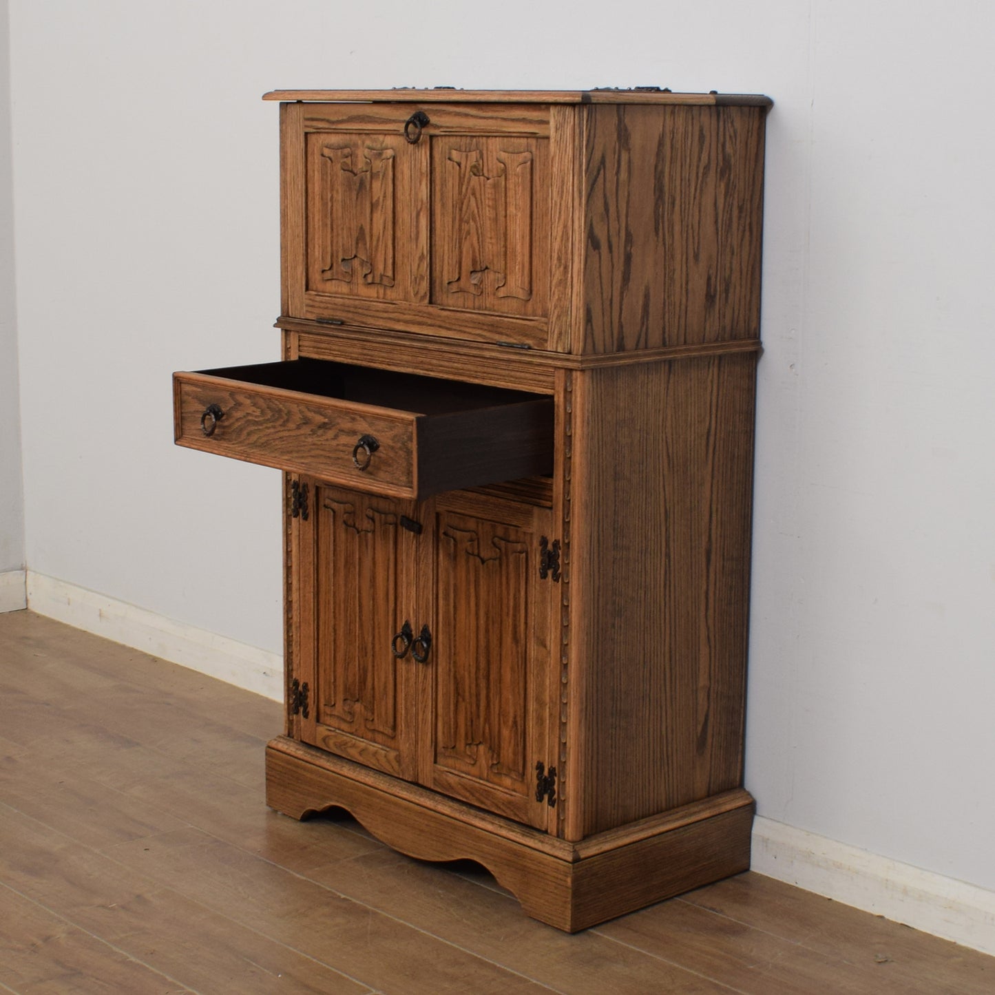 Jaycee Drinks Cabinet