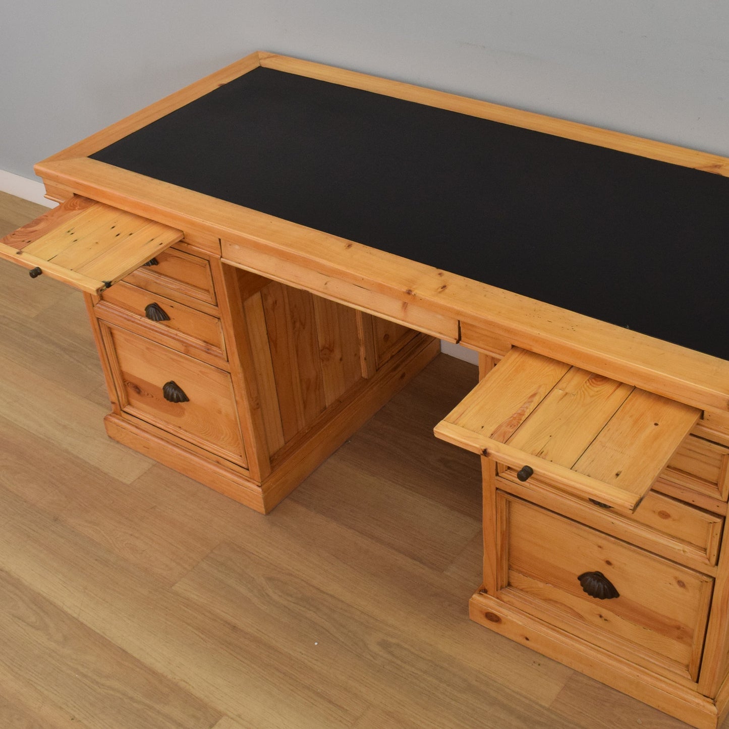 Large Pine Desk