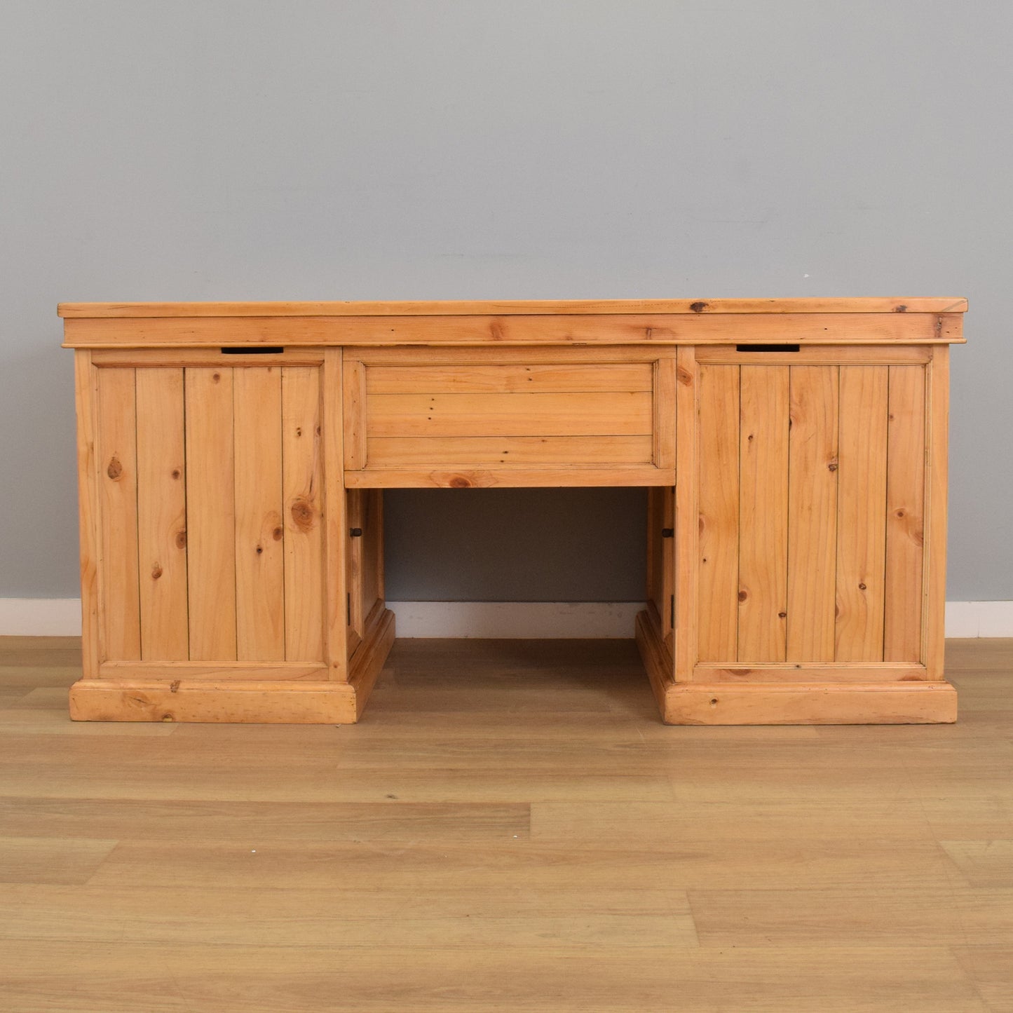 Large Pine Desk