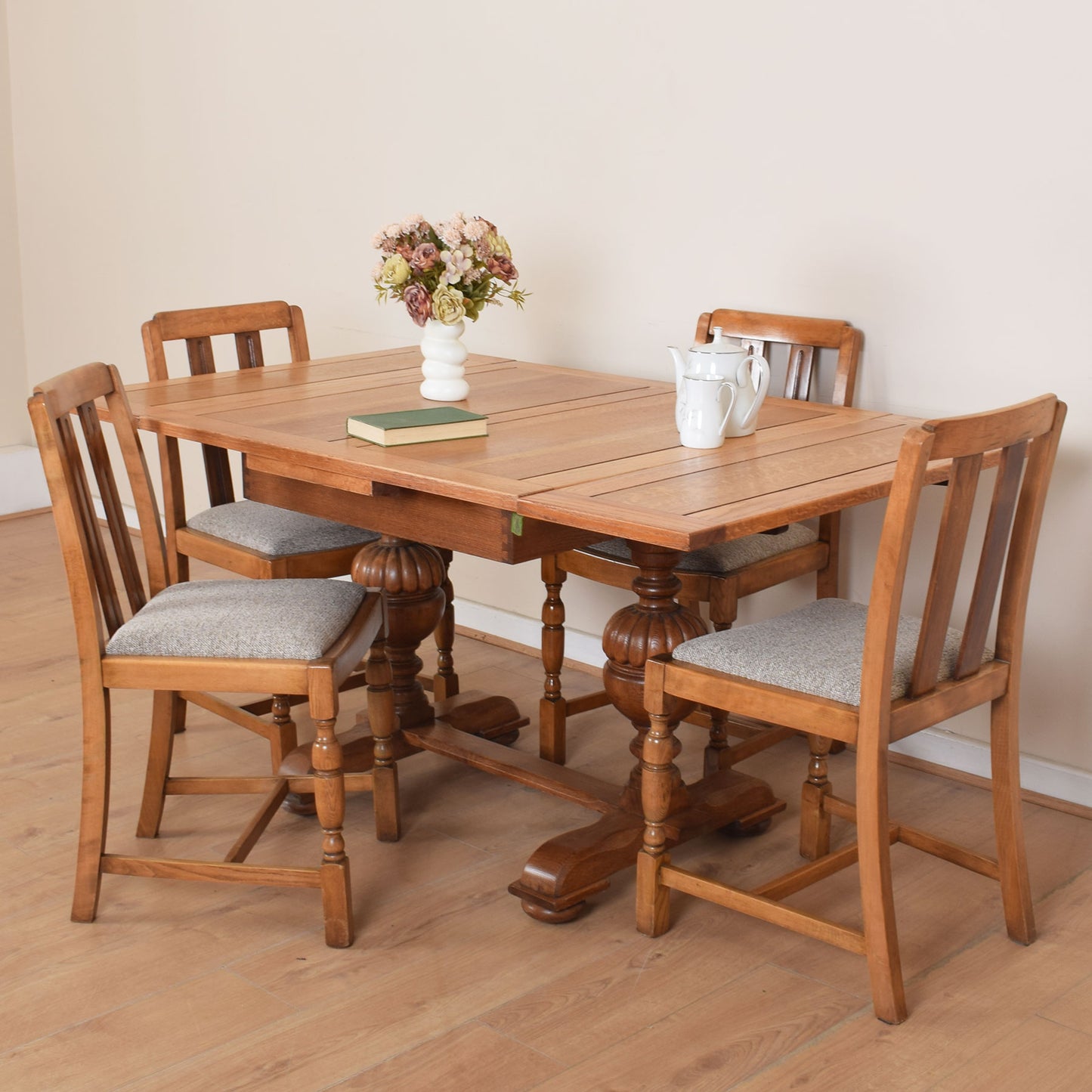Oak Draw-leaf Dining Table & Four Chairs