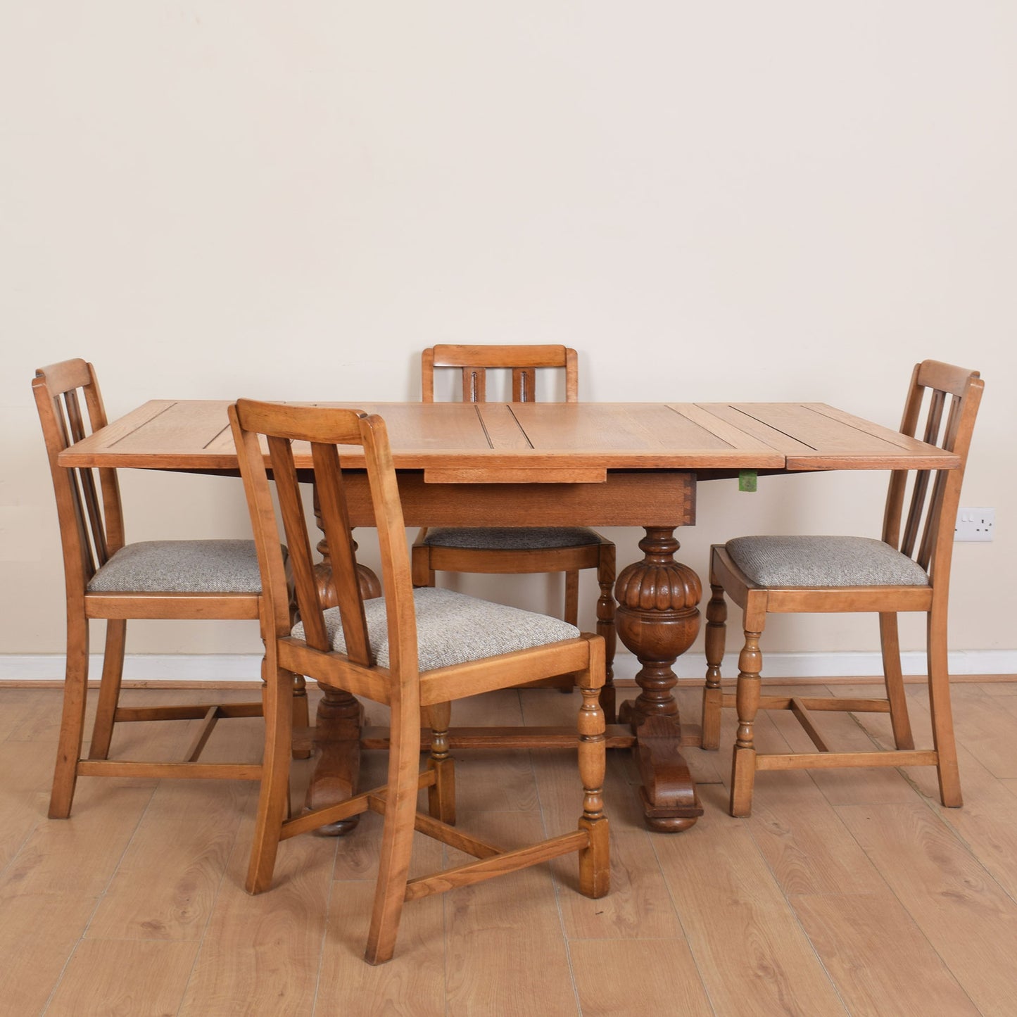 Oak Draw-leaf Dining Table & Four Chairs