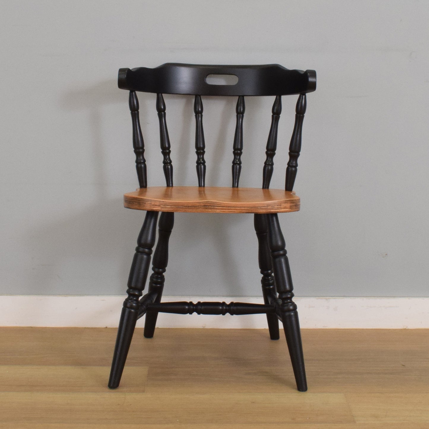 Pedestal Table and Three Chairs