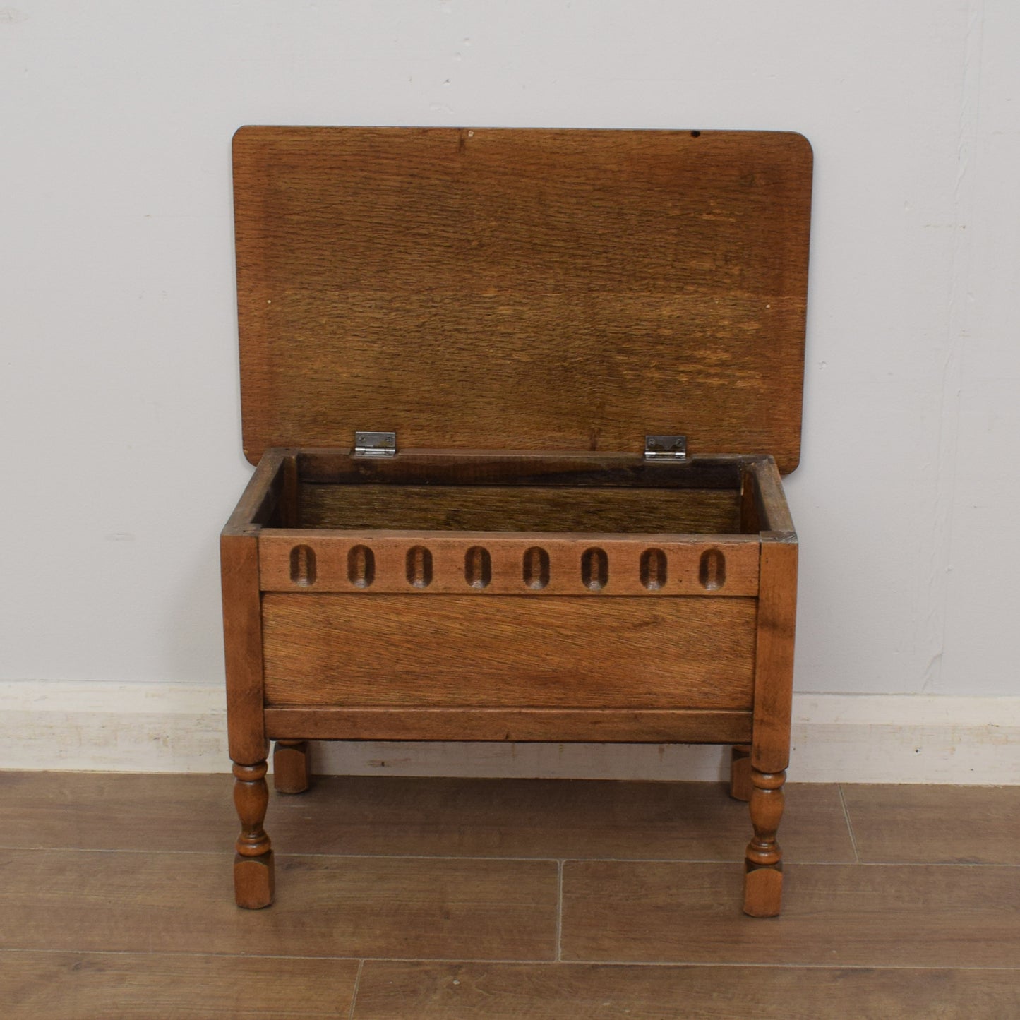 Petite Oak Storage Box