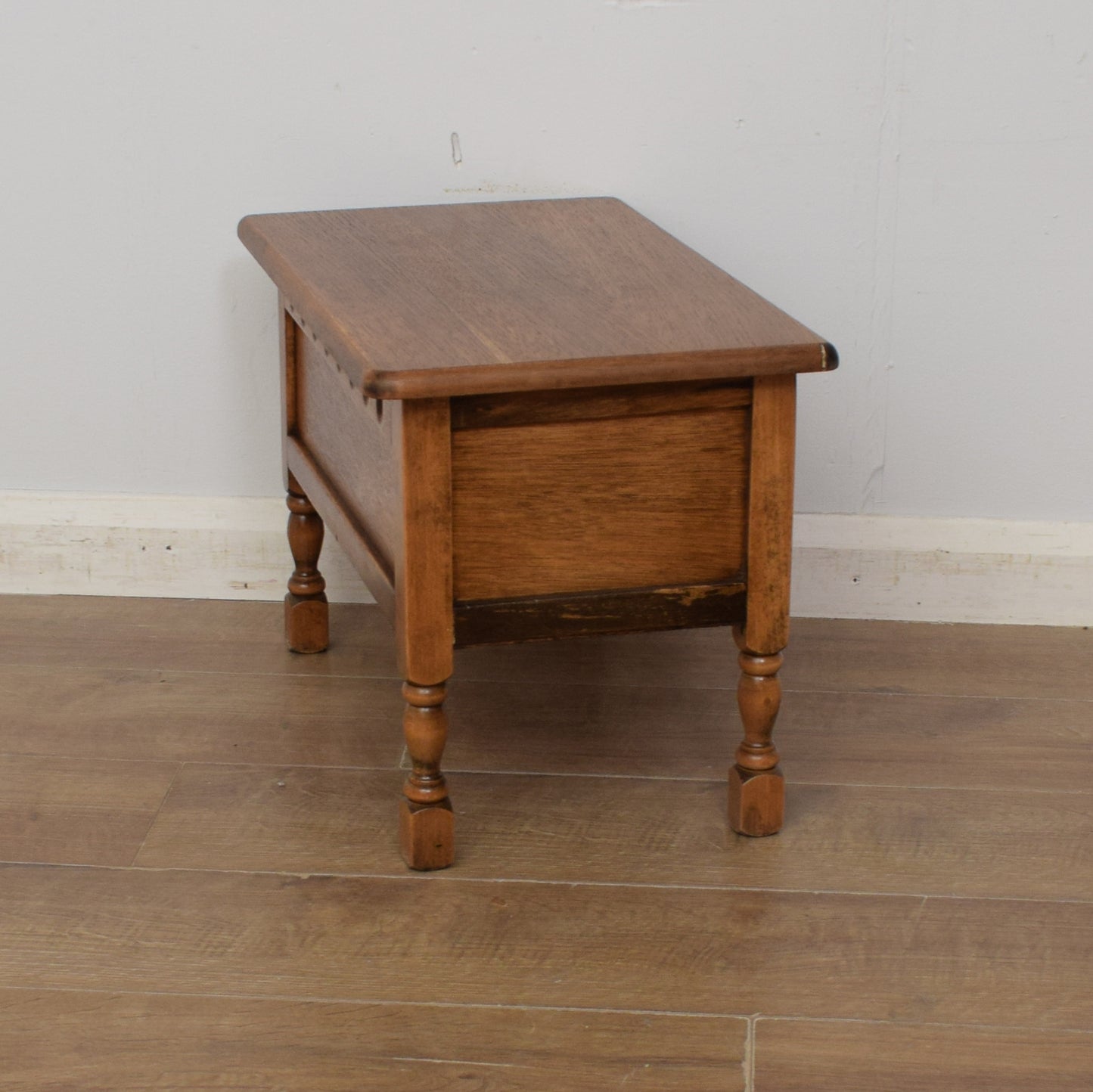 Petite Oak Storage Box