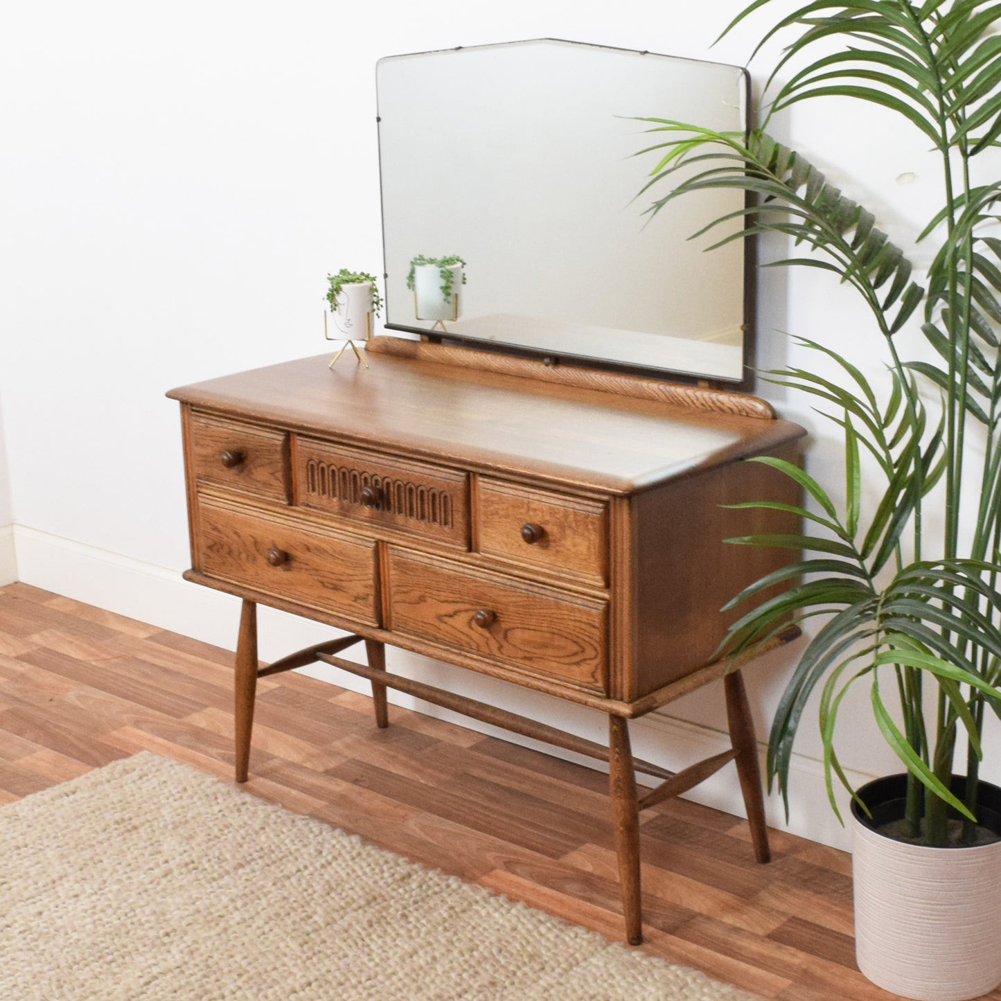 Priory Dressing Table