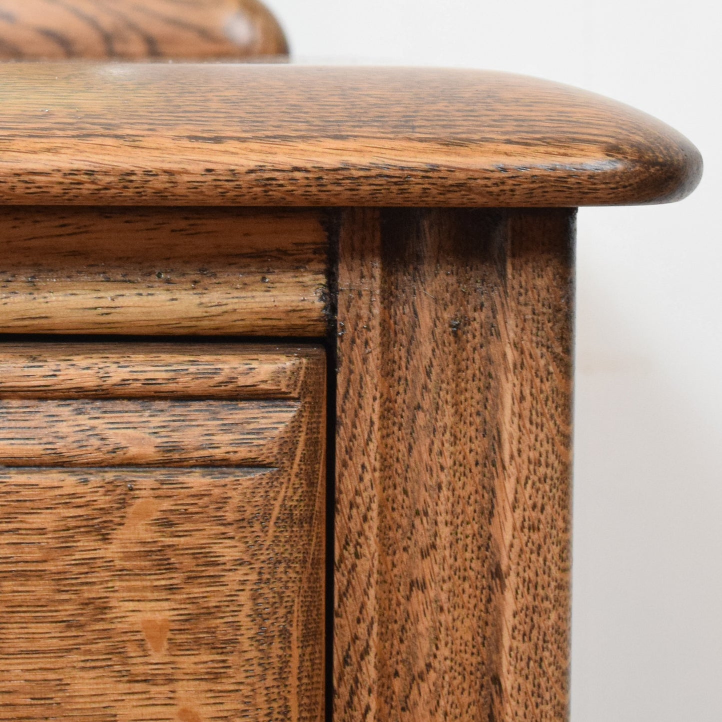 Priory Dressing Table