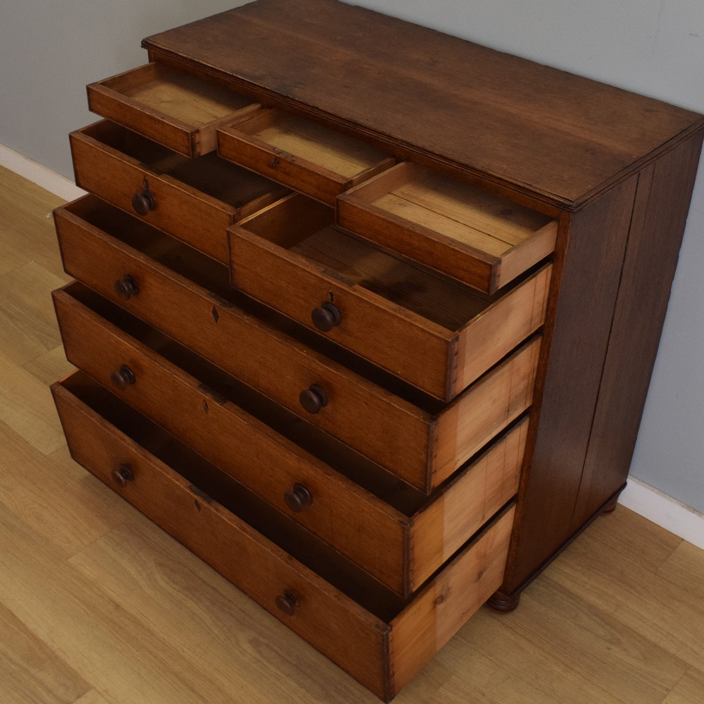 Large Oak Chest of Drawers
