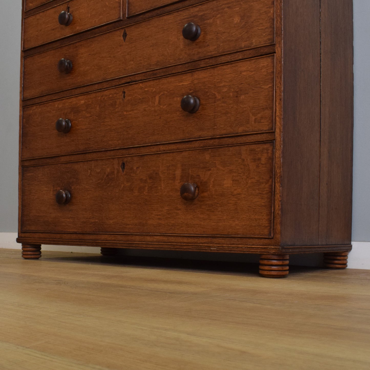 Large Oak Chest of Drawers