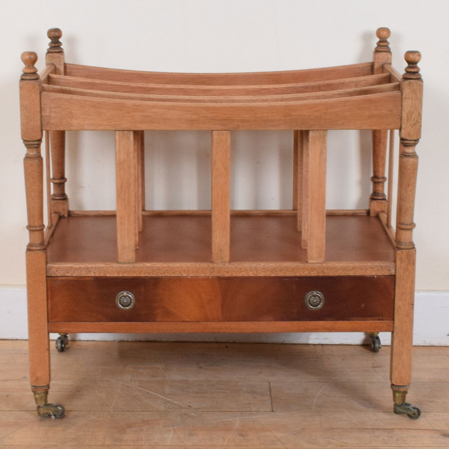 Magazine rack