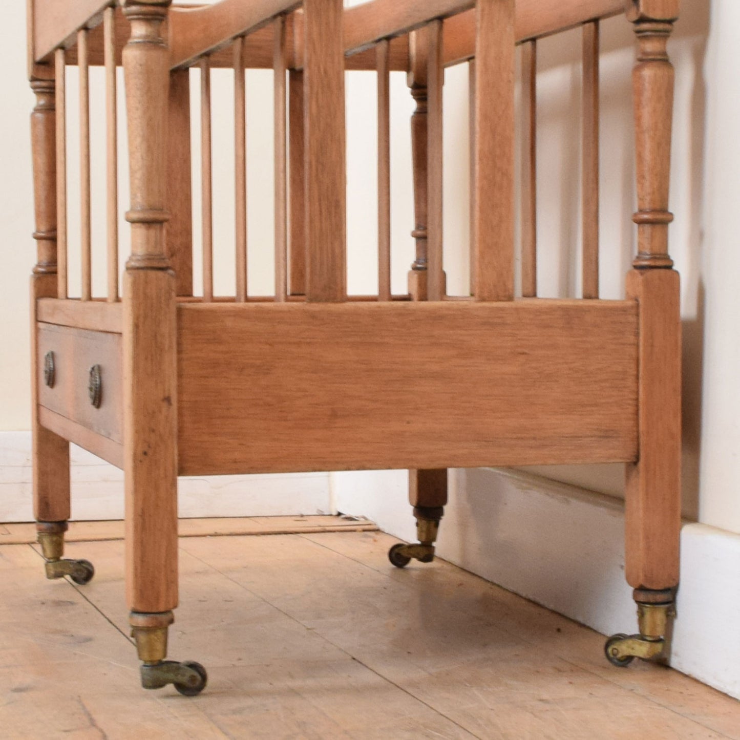 Magazine rack
