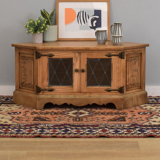 Old Charm TV Cabinet