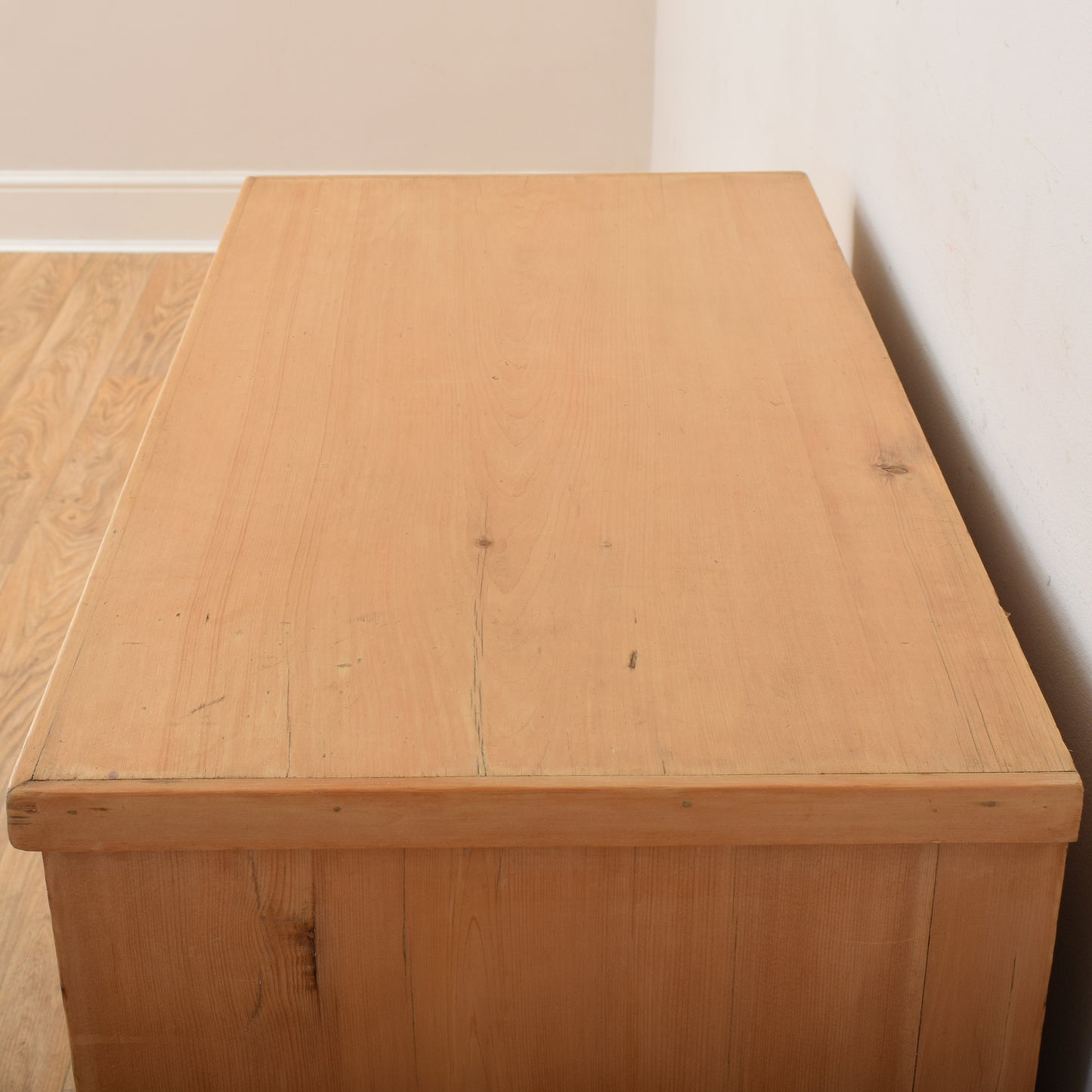 Pine Chest Of Drawers