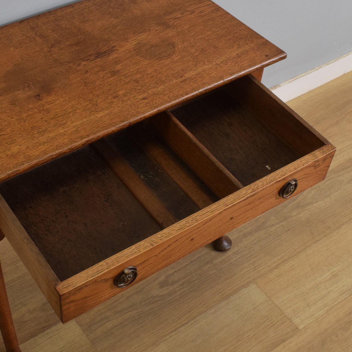 Medium Oak Hall Table
