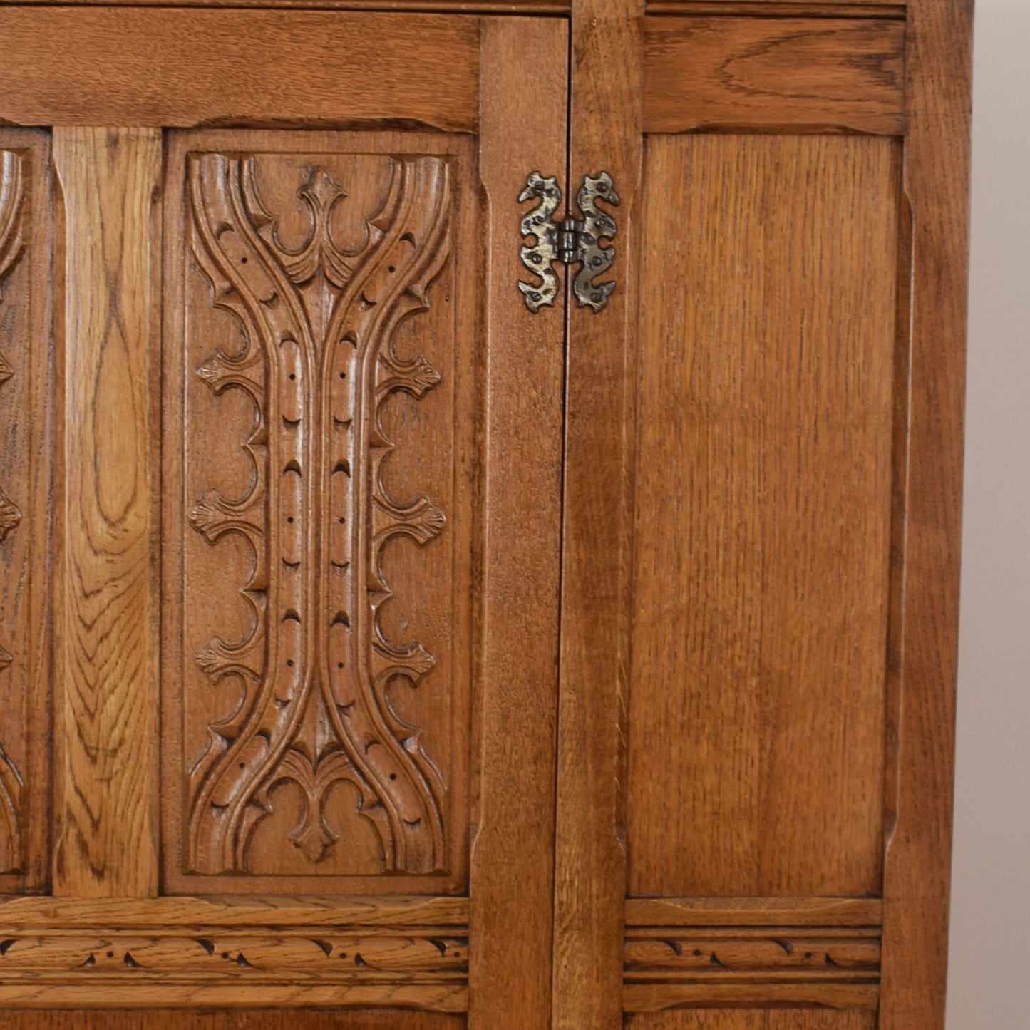 Ornate Carved Oak Hallrobe