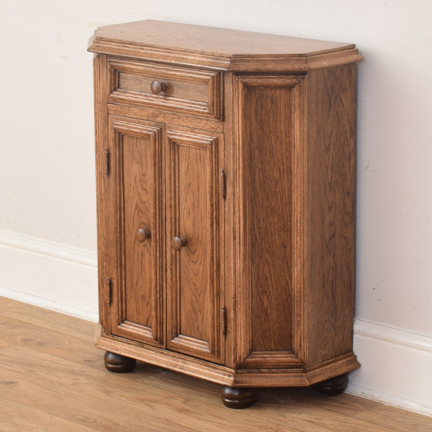 Small Oak Cabinet