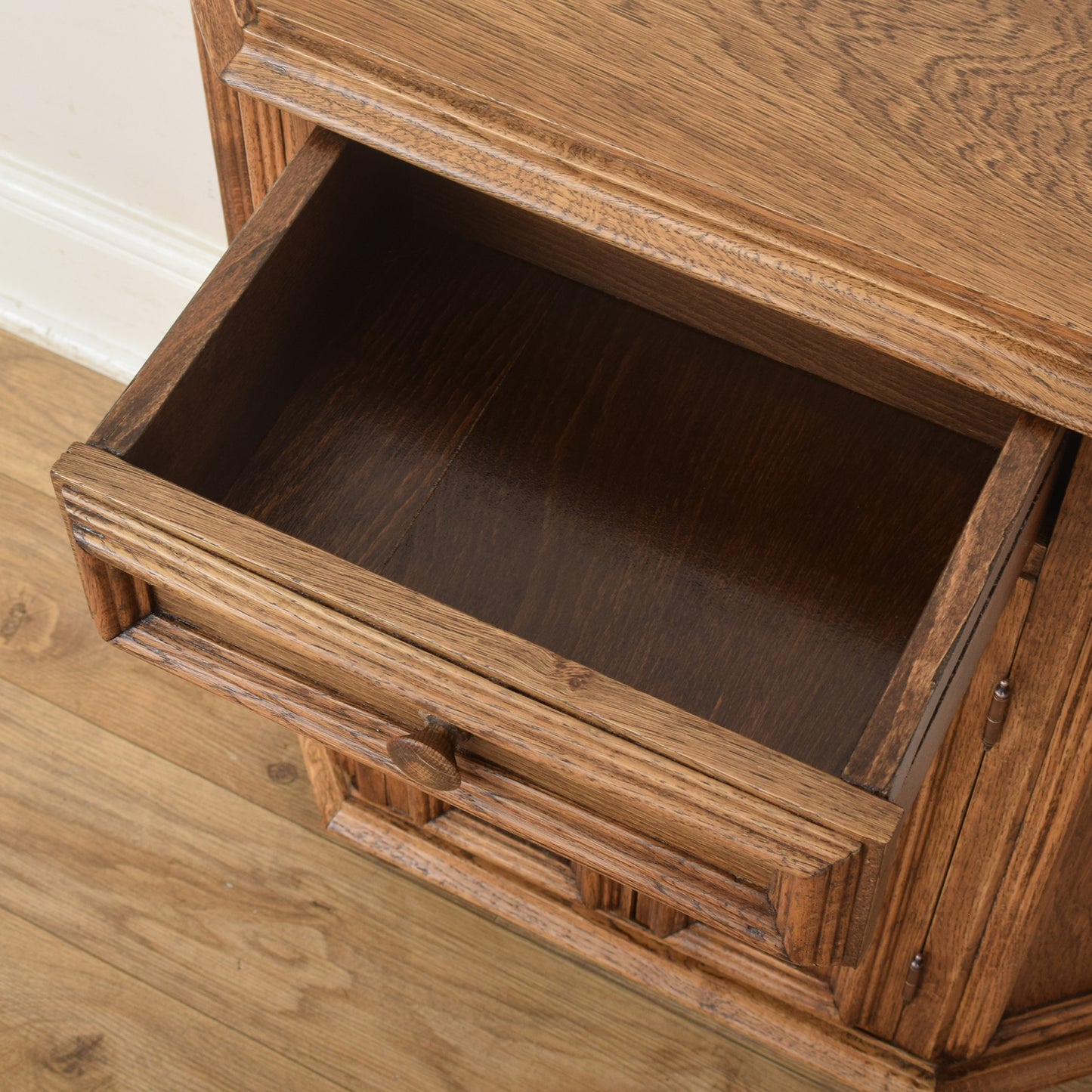 Small Oak Cabinet