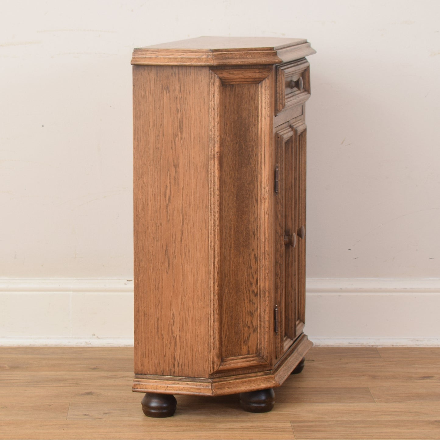 Small Oak Cabinet