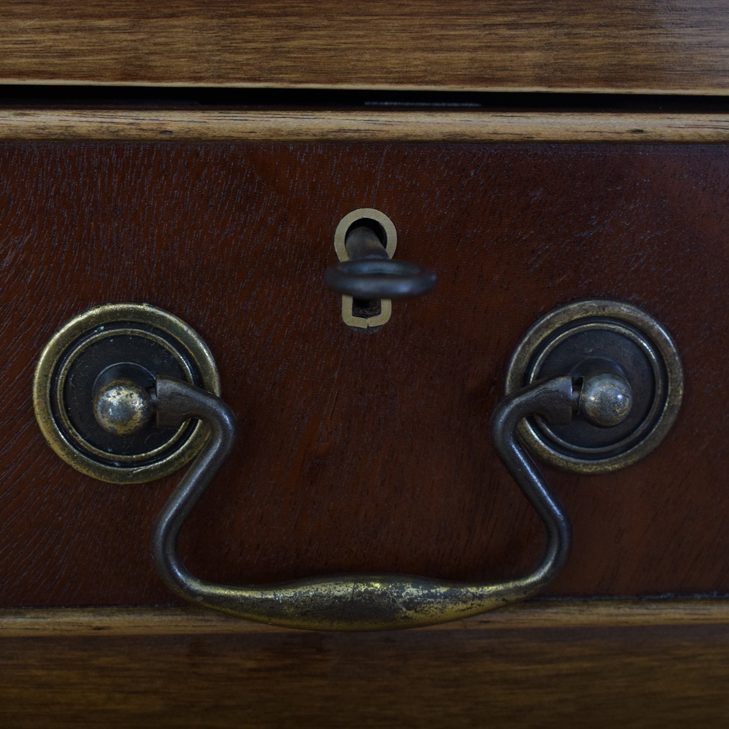 Pedestal Desk