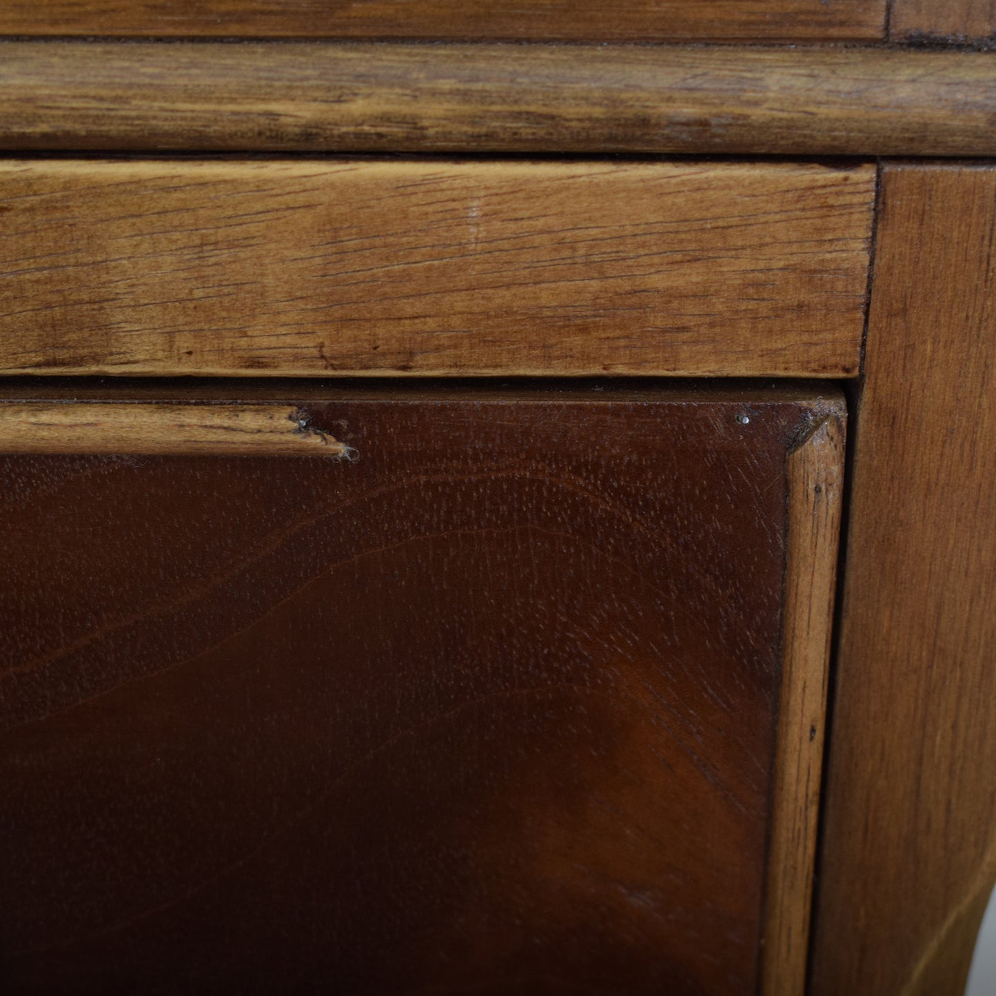 Pedestal Desk