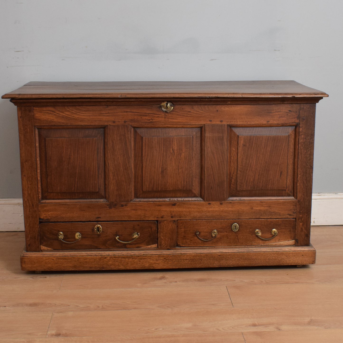 Antique Oak Mule Chest