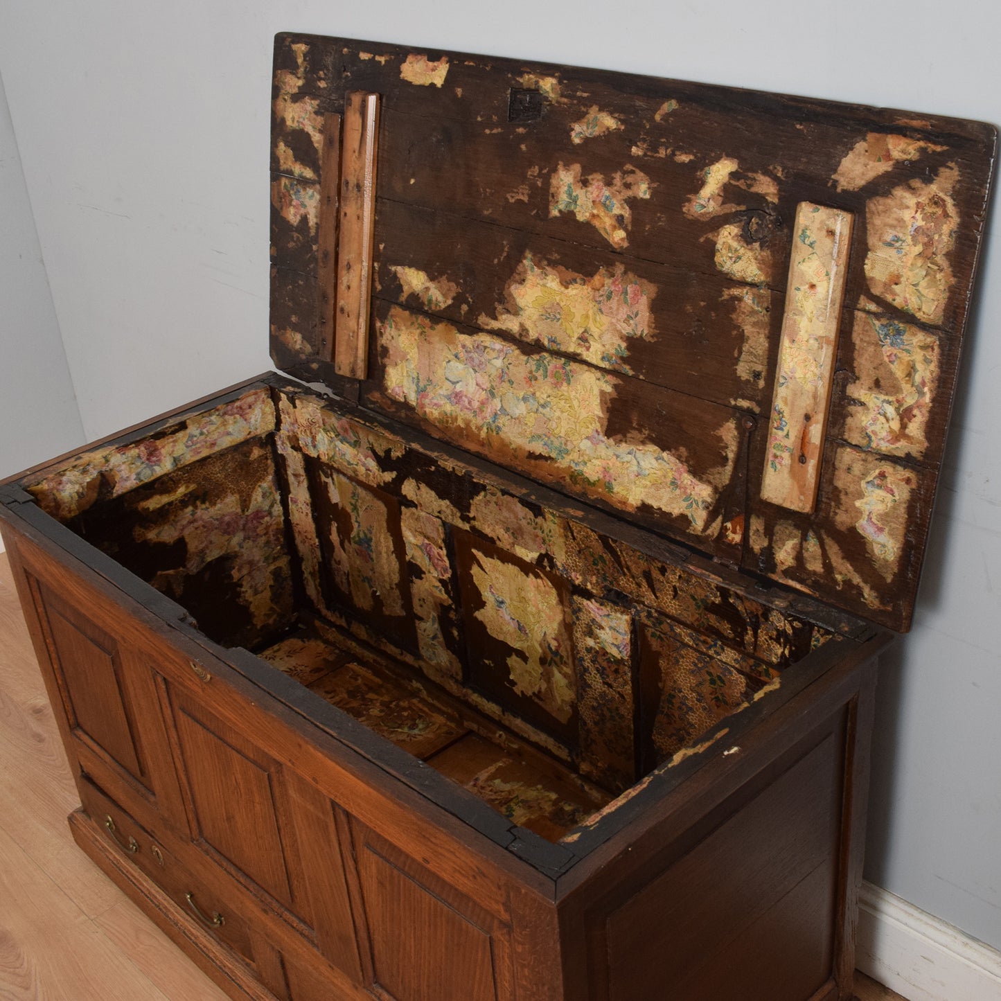 Antique Oak Mule Chest