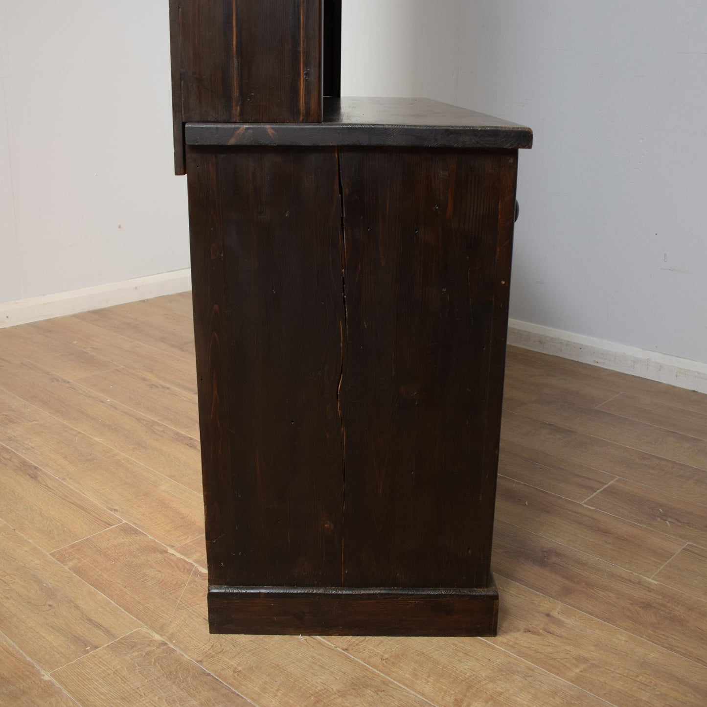 Large Pine Dresser