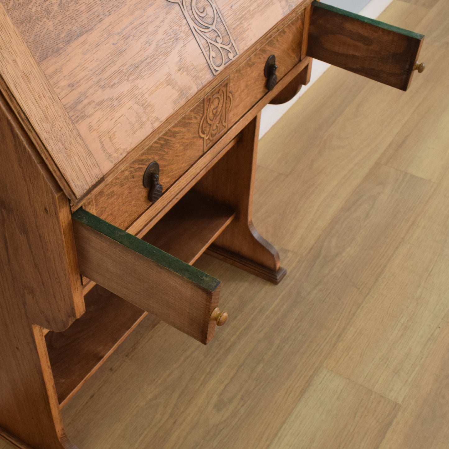 Refinished Oak Students Bureau