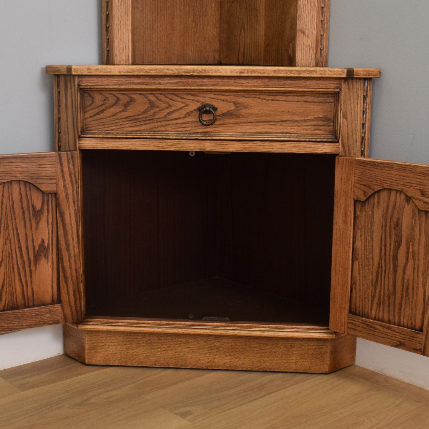 Jaycee Corner Unit
