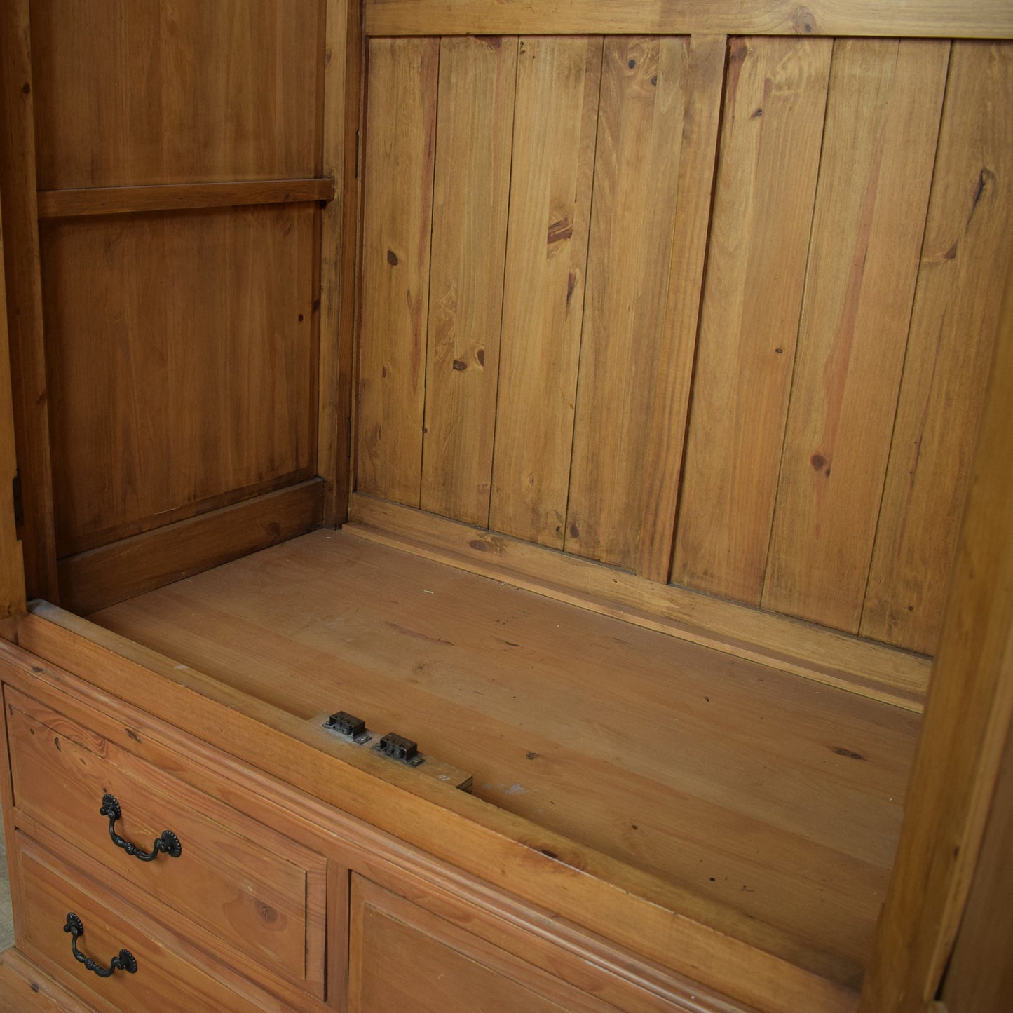 Pine Triple Wardrobe